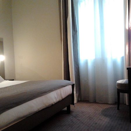 Hotel Ronsard Tours Dış mekan fotoğraf