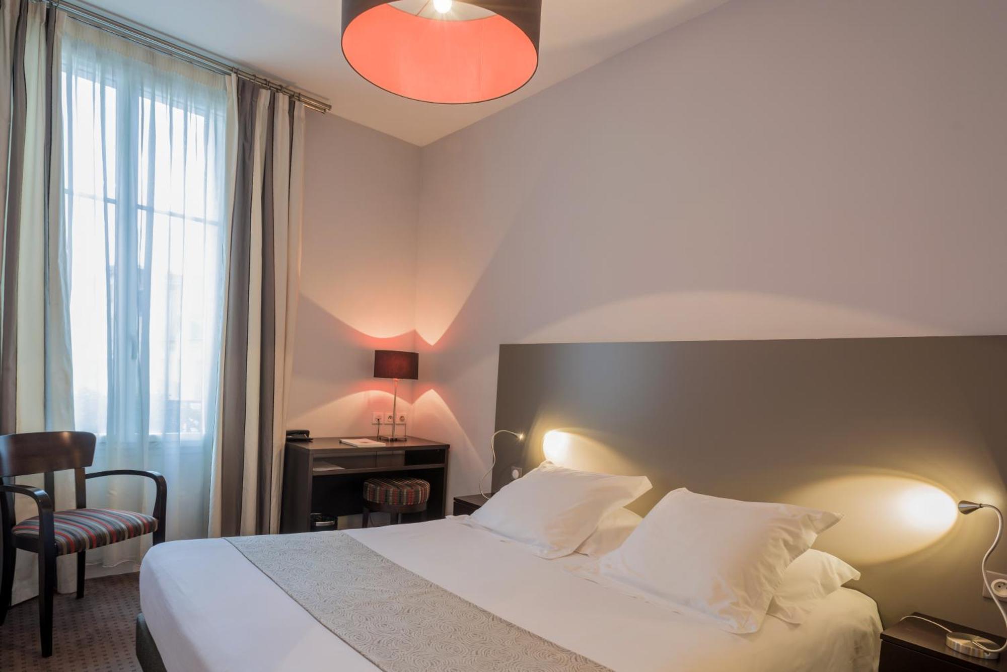 Hotel Ronsard Tours Dış mekan fotoğraf